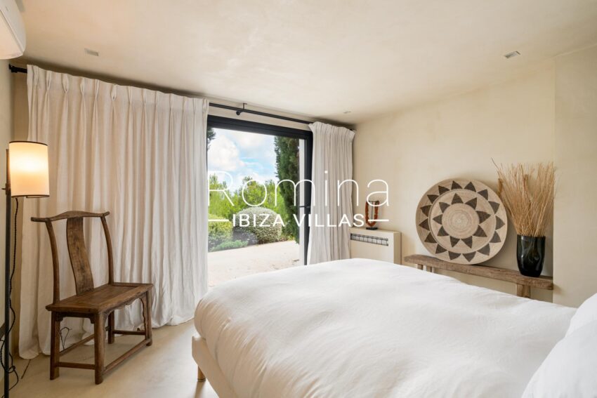 Exceptional Modern Finca with Sea Views and Complete Privacy (29)