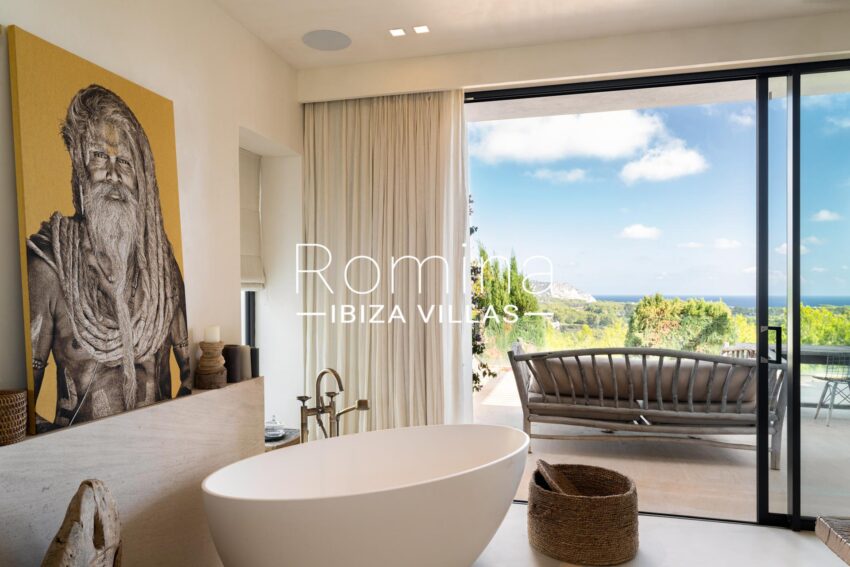 Exceptional Modern Finca with Sea Views and Complete Privacy (33)