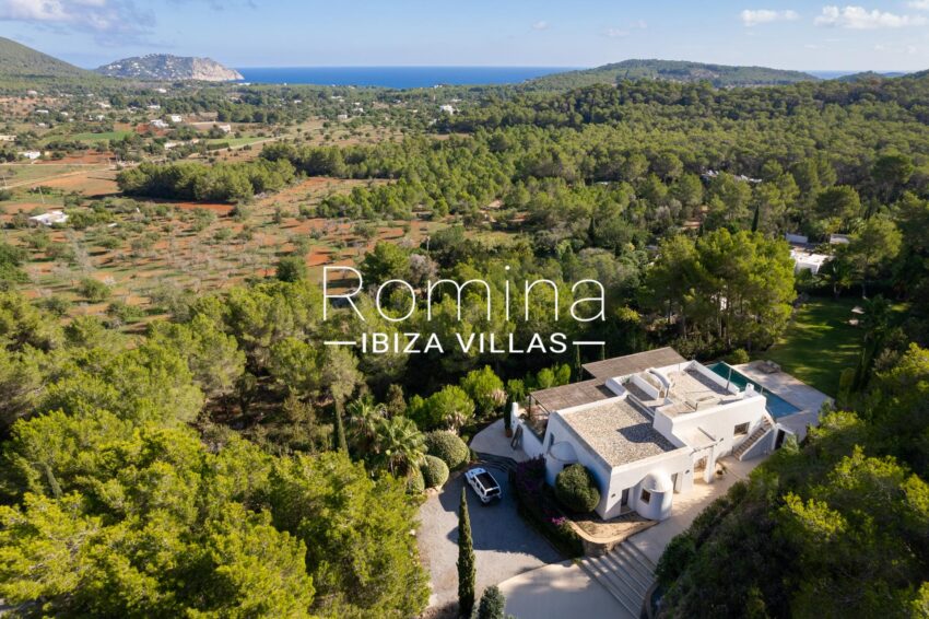Exceptional Modern Finca with Sea Views and Complete Privacy (9)