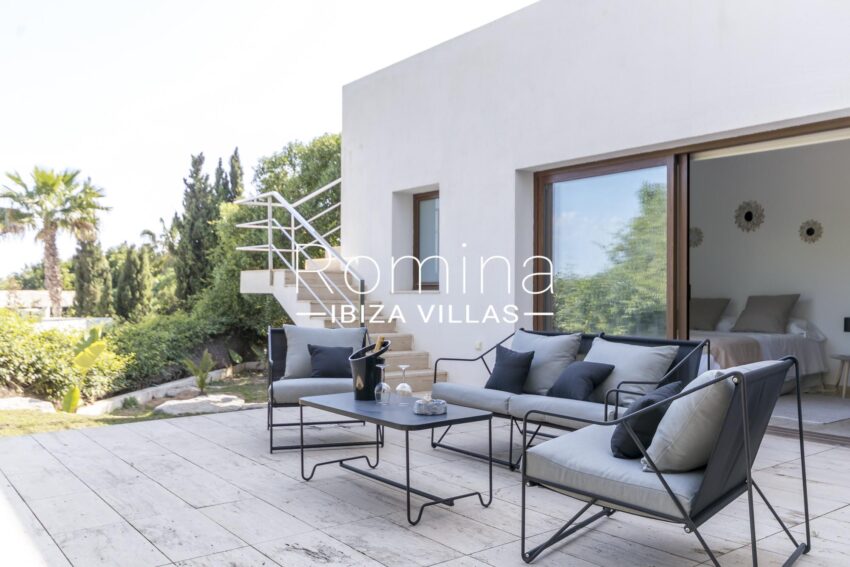 villa-with-beautiful-sea-views-in-exclusive-gated-community (26)